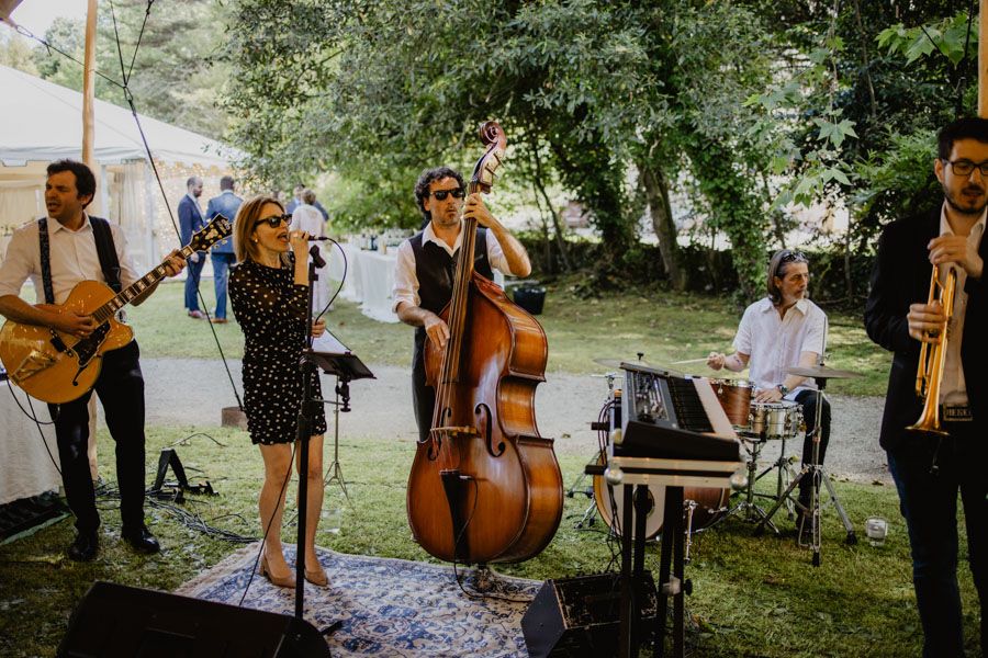 14 Cuerdas. Banda Swing Jazz. Musica para bodas Cantabria.